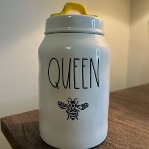 Rae Dunn Queen canister